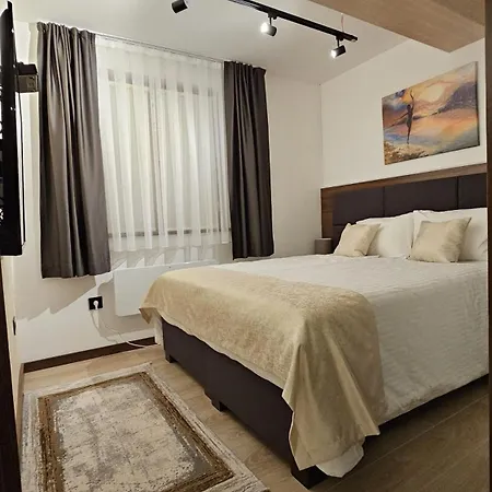 Aparthotel Ice Dream *