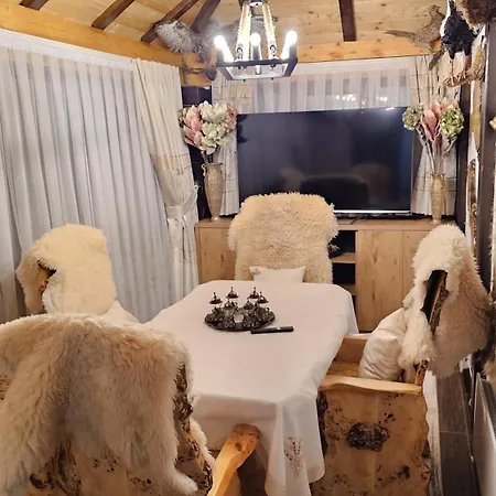 Ice Dream Aparthotel